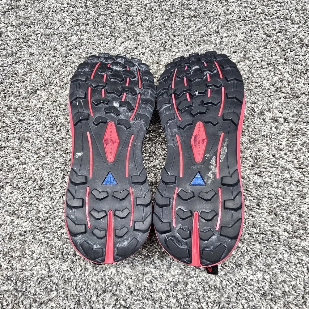 Brooks Cascadia 16 Louie Gong Sasquatch Shoes Mens 9.5 Gray Floral Trail Running